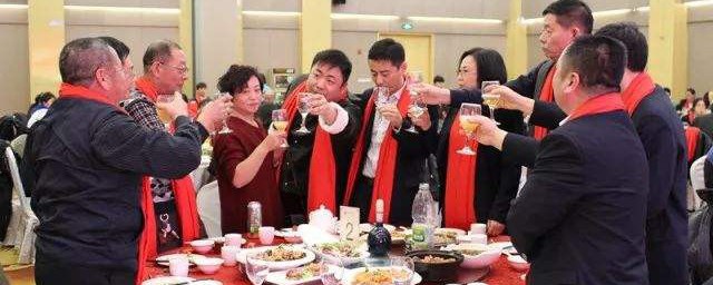 公司祝酒词简短 公司祝酒词举例