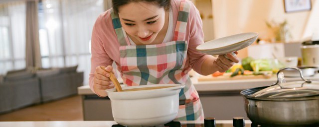 鸡怎样做才叫好吃 做成鸡汤营养易消化