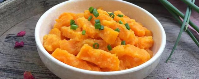 如何用咸蛋黄做美食 如何用咸蛋黄制作美食