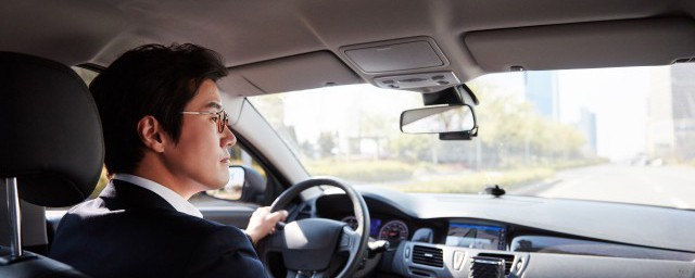 客车清洁小要领 怎么清洁汽车