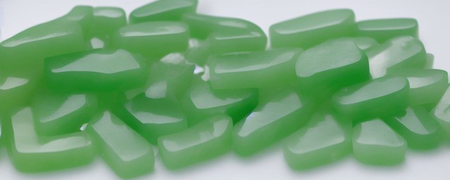 绿玉和白玉的区别