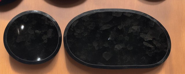 泰山墨玉用什么油擦最亮