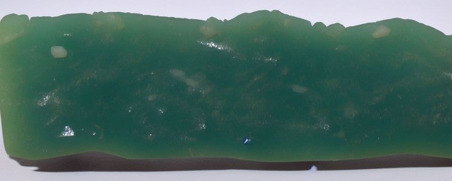 和田玉墨玉和青玉的鉴别
