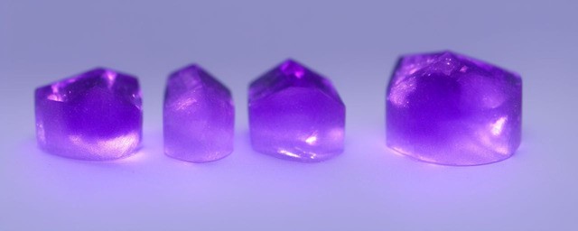 通透紫罗兰水晶
