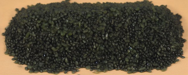 新疆和田玉墨玉籽料