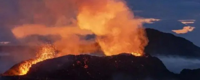 冰岛火山在哪里 冰岛火山爆发危机加剧