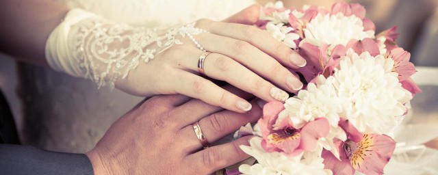 简短又洋气的结婚祝福 不俗套的新婚祝福