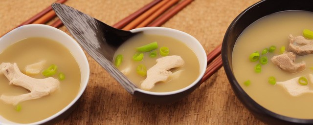 五指毛桃骨头汤的做法