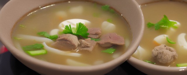 鱿鱼牛肉丸汤的做法