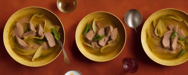 黄精炖鸭汤的做法大全