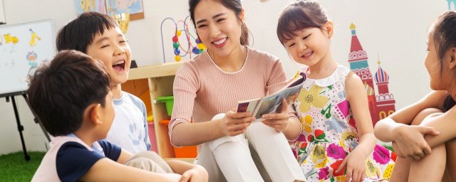 感恩节幼儿园活动