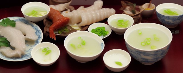 博山鱼肚海参汤的做法