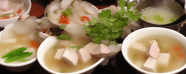 萝卜鱼头豆腐汤的做法大全