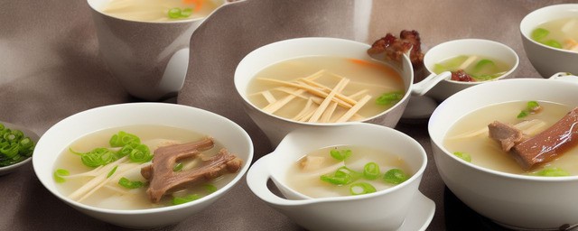 排骨春笋汤的做法