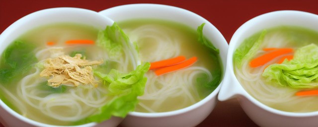 生菜豆腐粉丝汤的做法