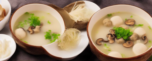 鲜菇鱼丸汤的做法