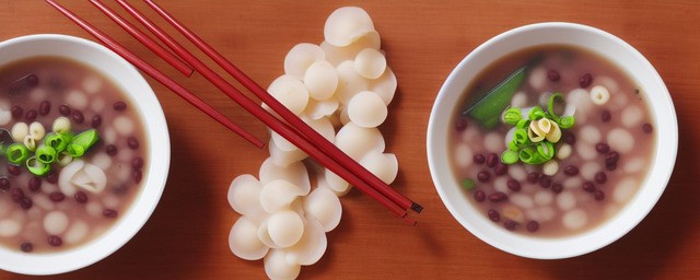 红豆莲子银耳汤的做法