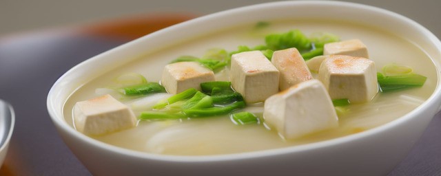 扇贝丁豆腐汤的做法