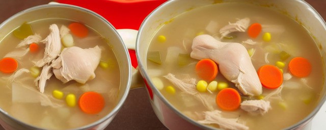 煲鸡腿汤的做法大全家常
