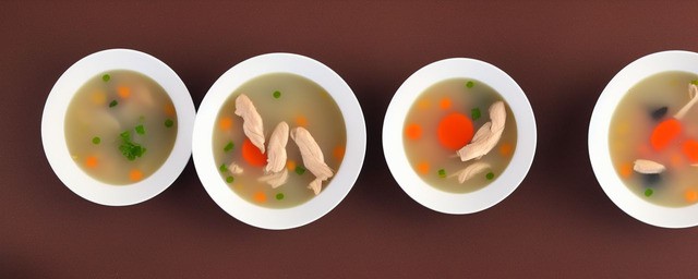 眉豆鸡脚汤的做法