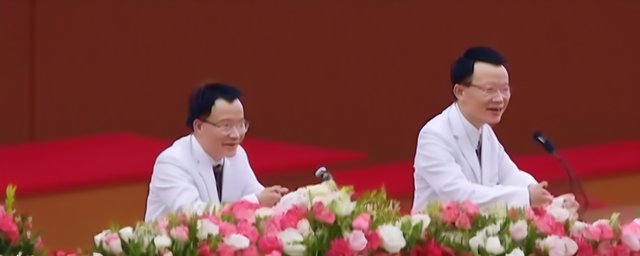 邓稼先的介绍和事迹