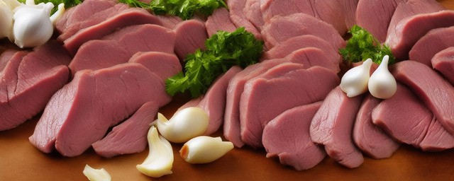 鸭肉不能和蒜一起吃吗