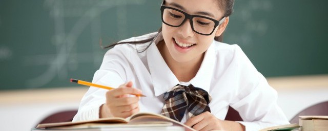 立加偏旁可以组成什么字