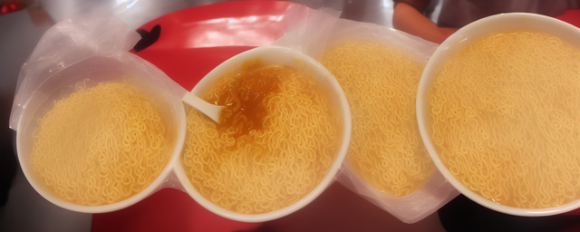 泡面不能和什么一起吃