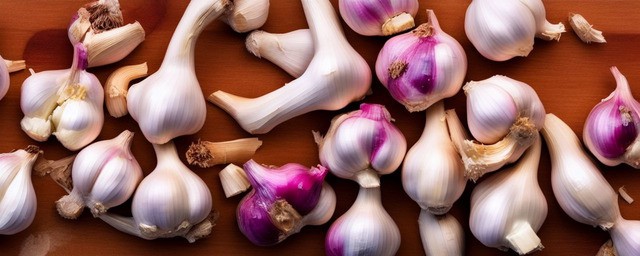 大蒜不能和什么一起吃