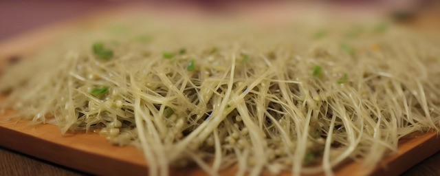 绿豆芽不能和什么一起吃