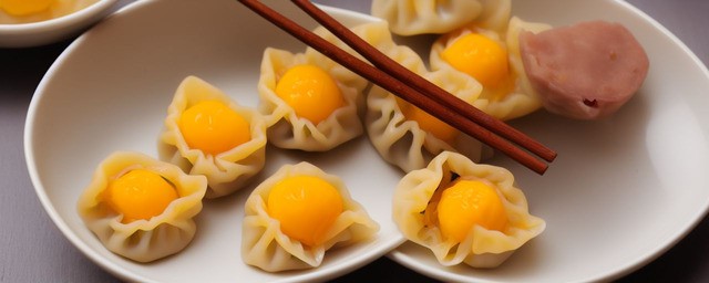 蛋黄肉粽的做法