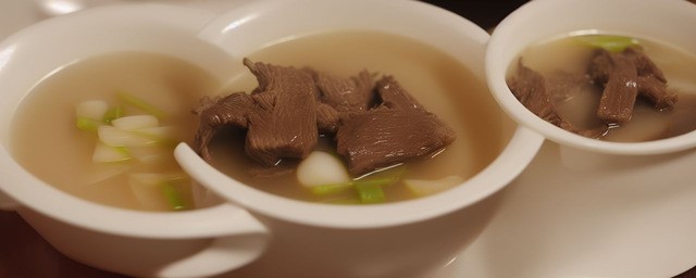 牛骨汤过夜能喝吗