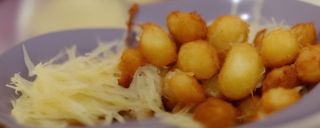 炒酸菜能过夜吃吗
