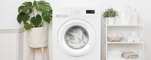 羽绒服怎样用洗衣机洗