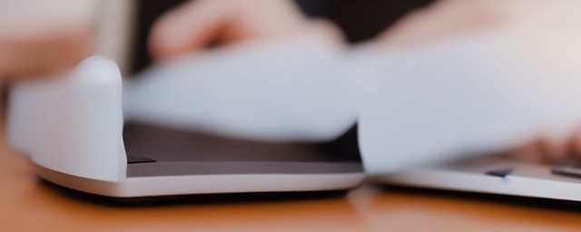 电脑怎么设置定时开关机