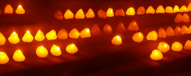 寺院供奉油灯怎样供奉的