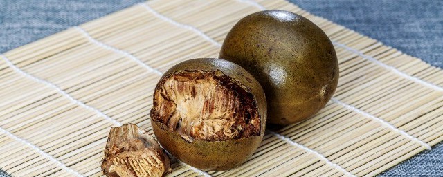 罗汉果和枸杞能一起泡水喝吗 罗汉果和枸杞能一起泡水喝吗