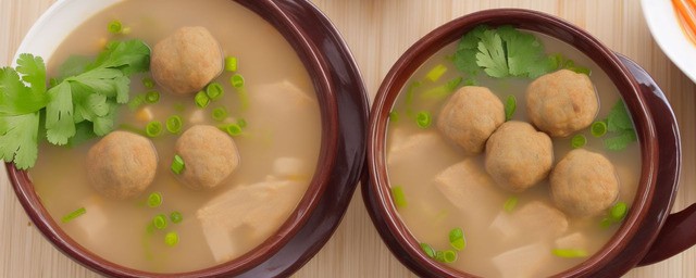莲藕丸子汤的做法