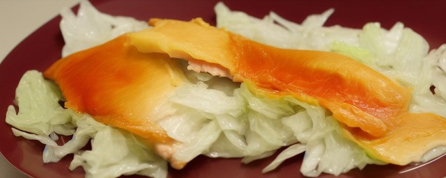 酸菜鲤鱼的家常做法